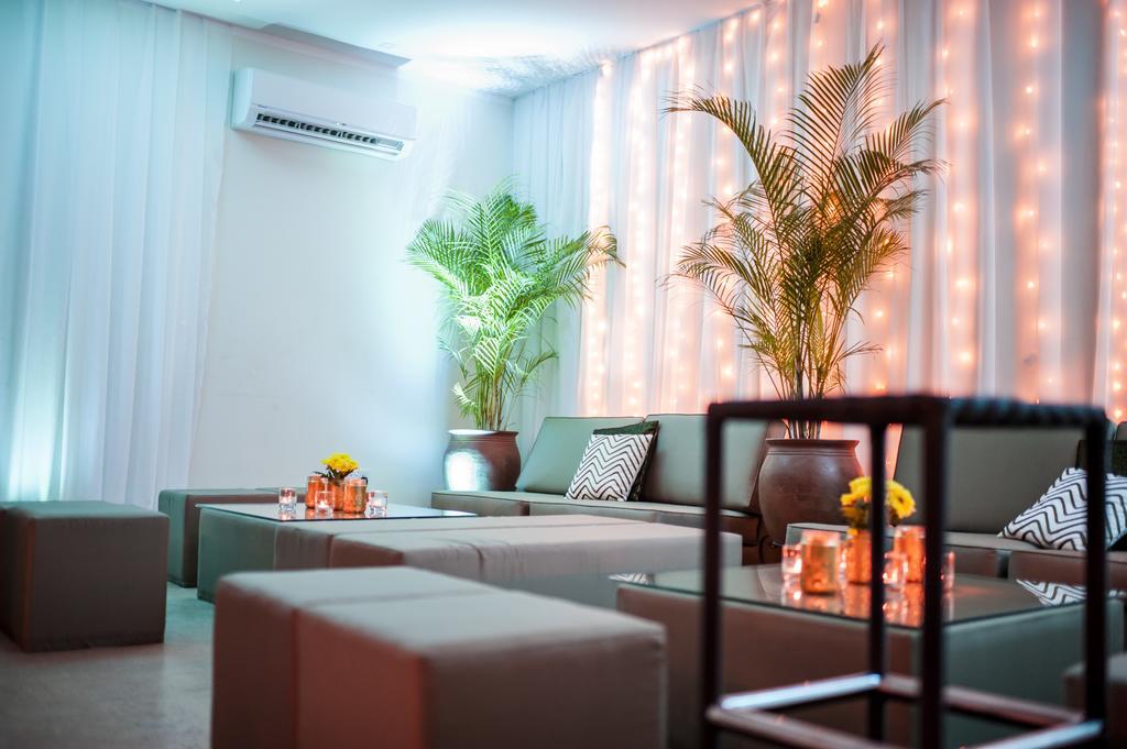 Tropical Enclave Hotel Accra Bagian luar foto